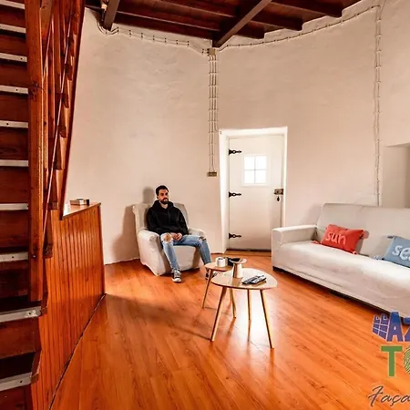 Moinho Pedra Pomes Holiday home *
